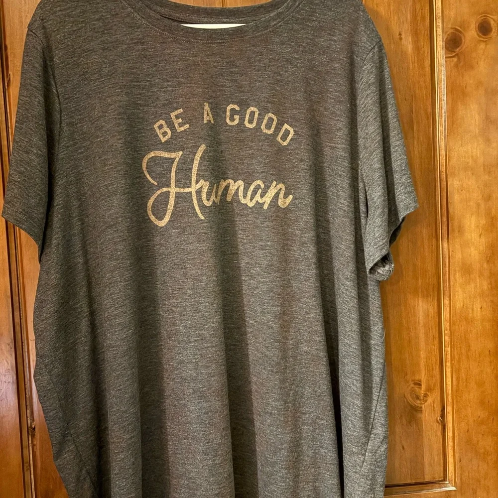 Maurices Gray Graphic Tee - Picture 1 of 2